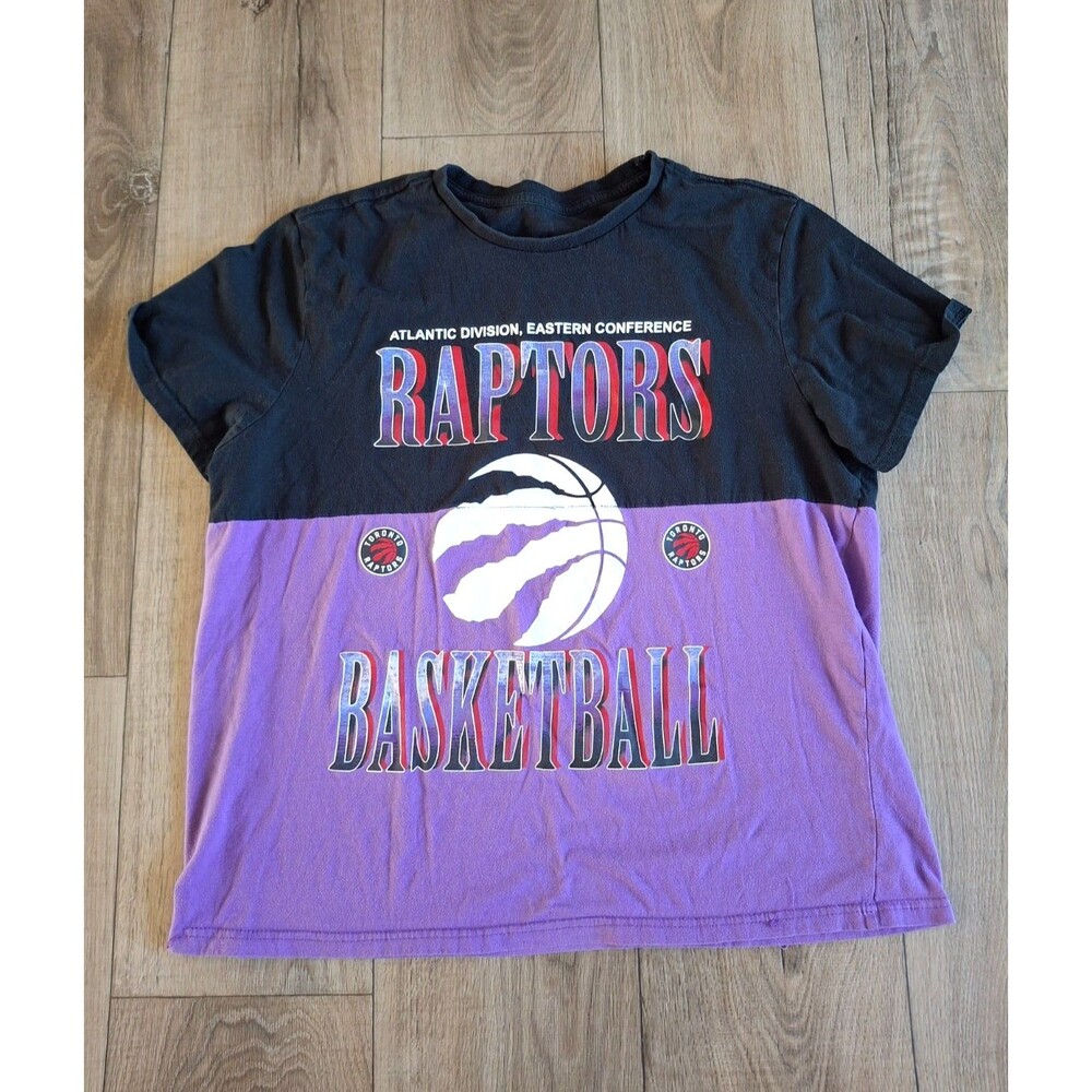 Vintage Raptors Atlantic Division Eastern Conference Purple Black Tshirt Large